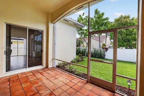 317 SW 185th Terrace Pembroke Pines FL 33029
