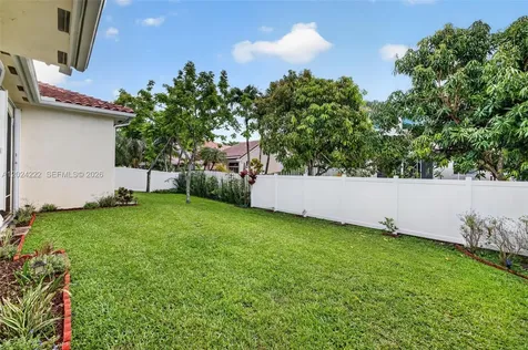 317 SW 185th Terrace Pembroke Pines FL 33029