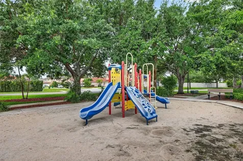317 SW 185th Terrace Pembroke Pines FL 33029
