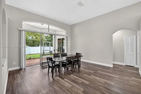 317 SW 185th Terrace Pembroke Pines FL 33029