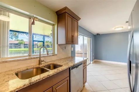 9803 NW 37th Street Sunrise FL 33351
