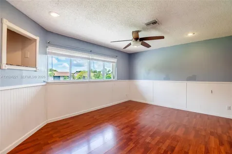9803 NW 37th Street Sunrise FL 33351