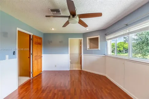 9803 NW 37th Street Sunrise FL 33351