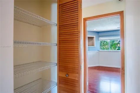9803 NW 37th Street Sunrise FL 33351