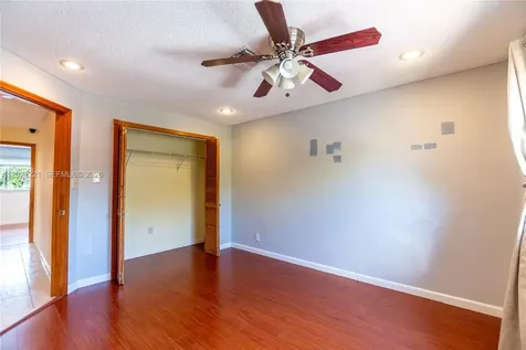 9803 NW 37th Street Sunrise FL 33351