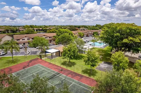 9803 NW 37th Street Sunrise FL 33351