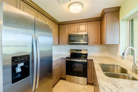 9803 NW 37th Street Sunrise FL 33351
