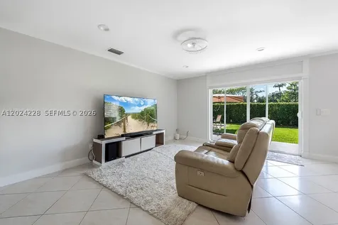 6256 Lansdowne Circle Boynton Beach FL 33472