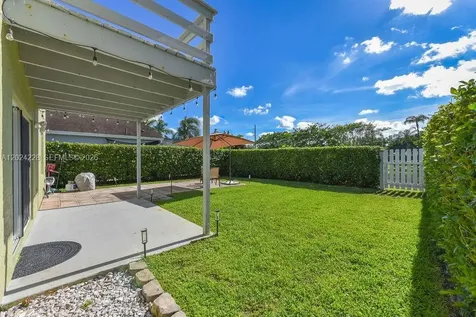 6256 Lansdowne Circle Boynton Beach FL 33472