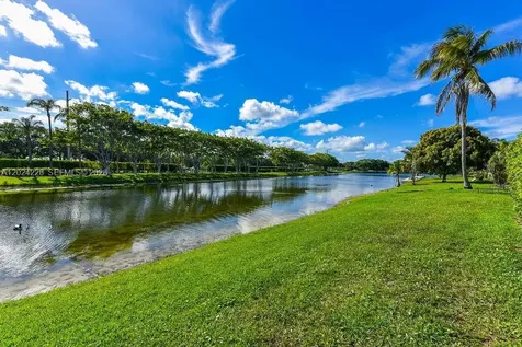 6256 Lansdowne Circle Boynton Beach FL 33472