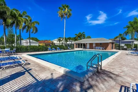 6256 Lansdowne Circle Boynton Beach FL 33472