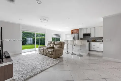 6256 Lansdowne Circle Boynton Beach FL 33472