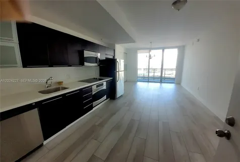 90 SW 3rd Street Miami FL 33130