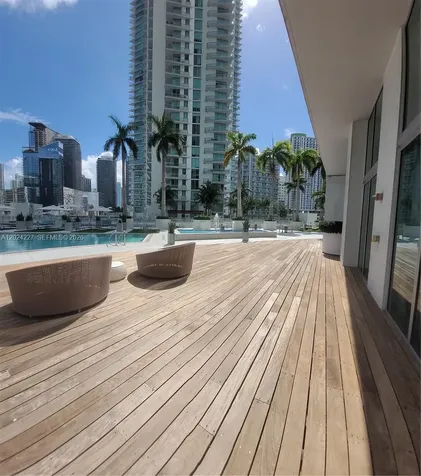 90 SW 3rd Street Miami FL 33130