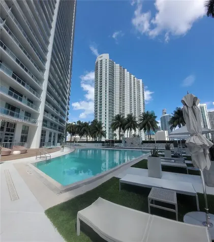 90 SW 3rd Street Miami FL 33130