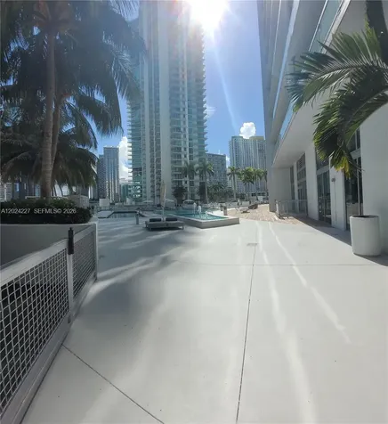 90 SW 3rd Street Miami FL 33130