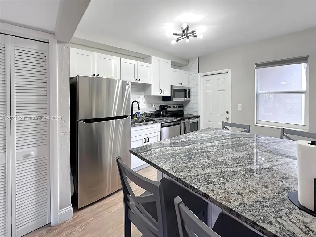 2810 SW 33rd Avenue Miami FL 33133