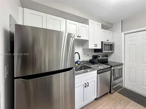 2810 SW 33rd Avenue Miami FL 33133