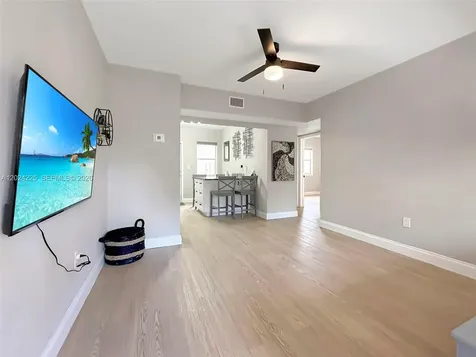 2810 SW 33rd Avenue Miami FL 33133