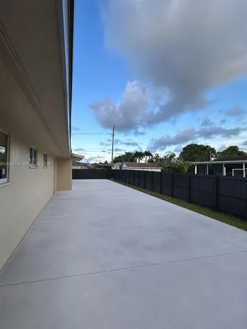 19921 Dothan Road Cutler Bay FL 33157