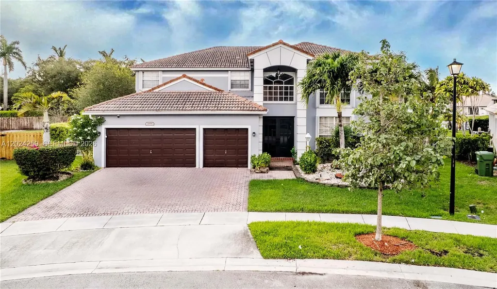 1898 NW 141st Avenue Pembroke Pines FL 33028