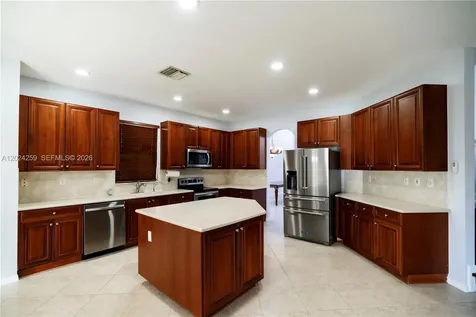 1898 NW 141st Avenue Pembroke Pines FL 33028