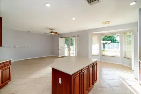 1898 NW 141st Avenue Pembroke Pines FL 33028