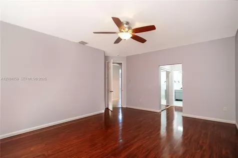 1898 NW 141st Avenue Pembroke Pines FL 33028