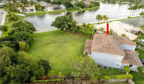 1898 NW 141st Avenue Pembroke Pines FL 33028