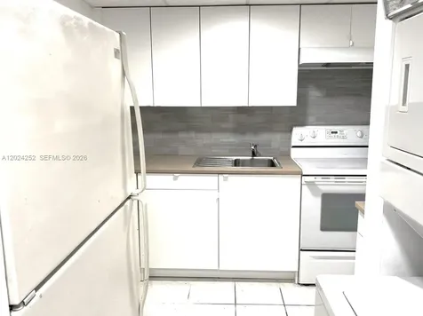 10000 NW 80 Court Hialeah Gardens FL 33016