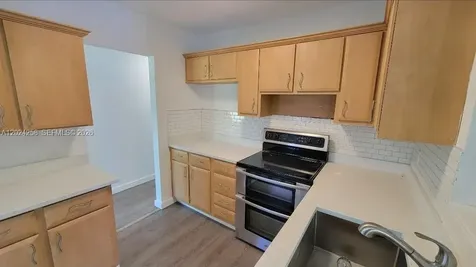 4841 NW 10th Terrace Fort Lauderdale FL 33309