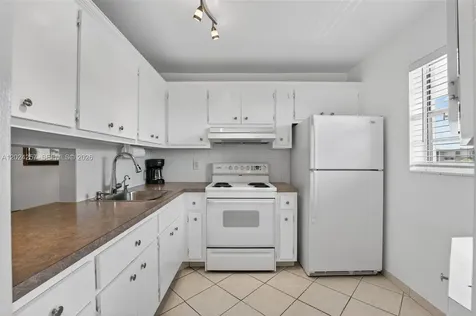 2800 NW 47th Terrace Lauderdale Lakes FL 33313