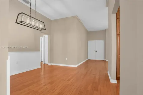 13964 N Cypress Cove Circle Davie FL 33325