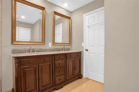 13964 N Cypress Cove Circle Davie FL 33325