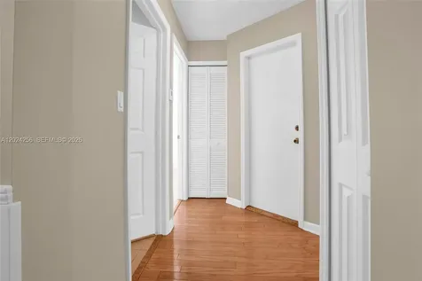 13964 N Cypress Cove Circle Davie FL 33325