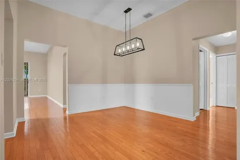 13964 N Cypress Cove Circle Davie FL 33325