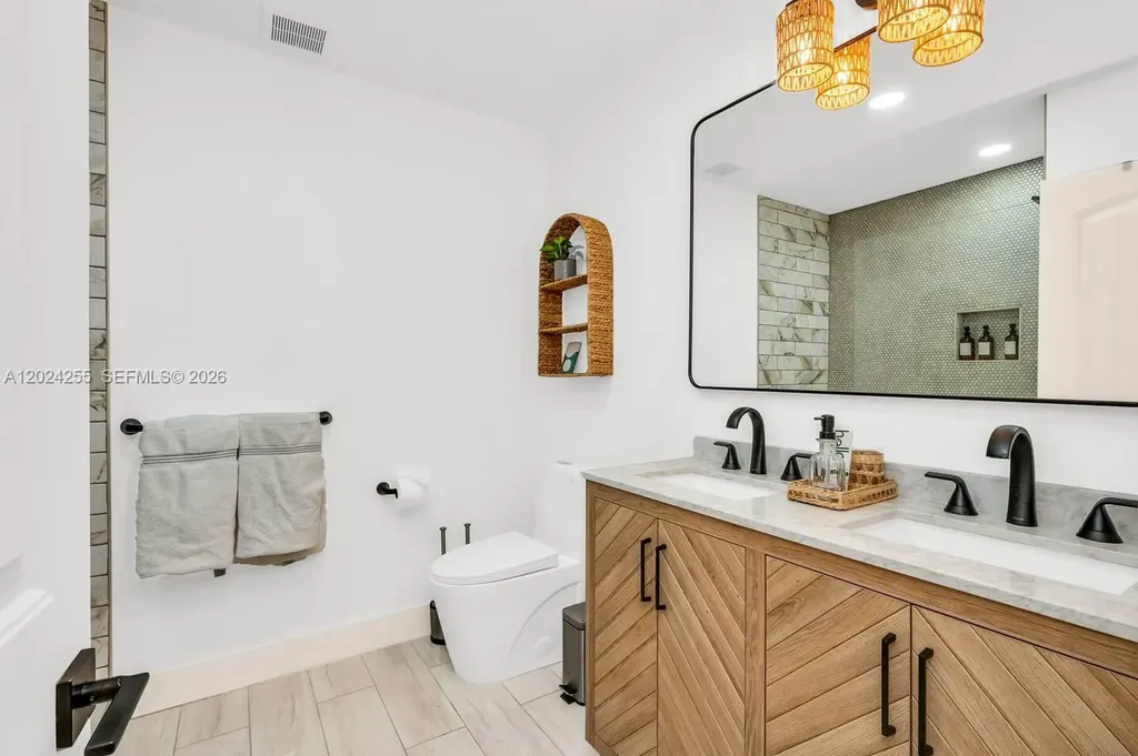 5250 NE 15th Avenue Fort Lauderdale FL 33334