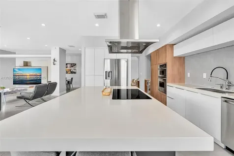 11247 NW 47th Lane Doral FL 33178
