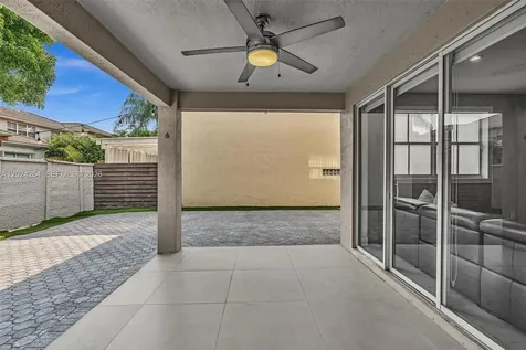 11247 NW 47th Lane Doral FL 33178