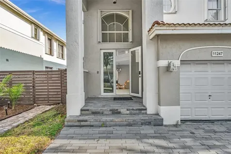 11247 NW 47th Lane Doral FL 33178