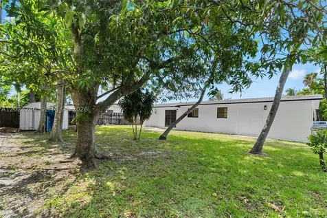 4830 NW 13th Street Lauderhill FL 33313