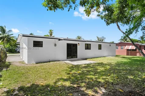 4830 NW 13th Street Lauderhill FL 33313