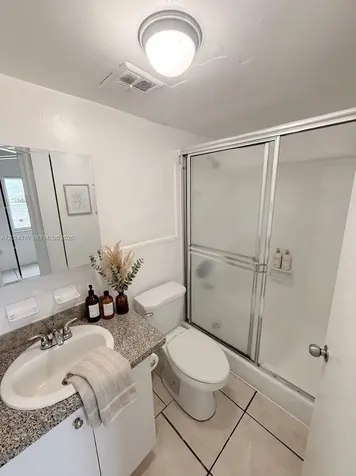 2725 W Okeechobee Road Hialeah FL 33010