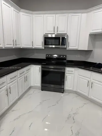 9135 Leatherwood Loop Lehigh Acres FL 33936