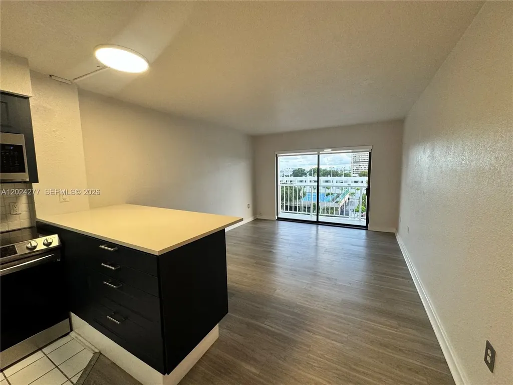 1650 NE 115th Street Miami FL 33181