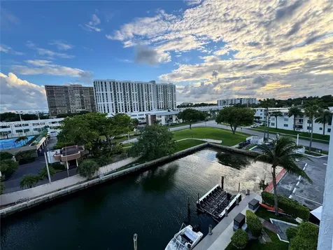 1650 NE 115th Street Miami FL 33181