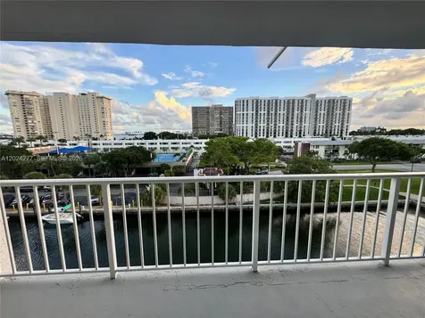 1650 NE 115th Street Miami FL 33181