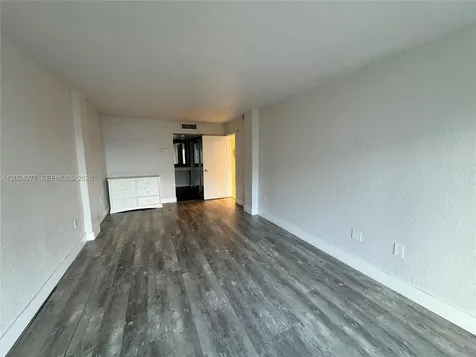 1650 NE 115th Street Miami FL 33181