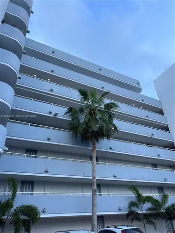 1650 NE 115th Street Miami FL 33181