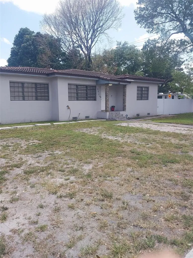 2034 NW 93rd Street Miami FL 33147